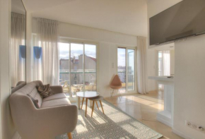 Le Versaille two bedrooms